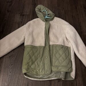Zara Two-Tone Quilted Jacket in Cream and Green